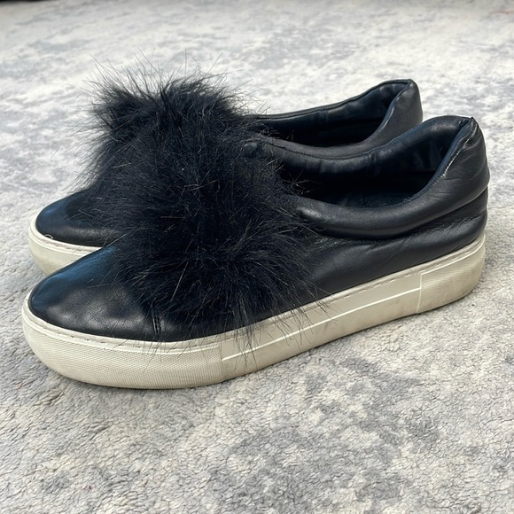 J Slides Black Leather Slip On Platform Sneakers Pom Pom Puff Faux Fur Sz 8.5 - Picture 1 of 12